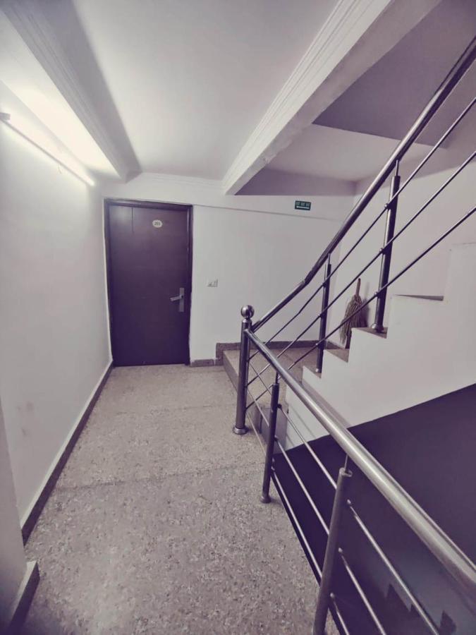 Hotel Saya Deluxe Near New Delhi Railway Station ' Bagian luar foto