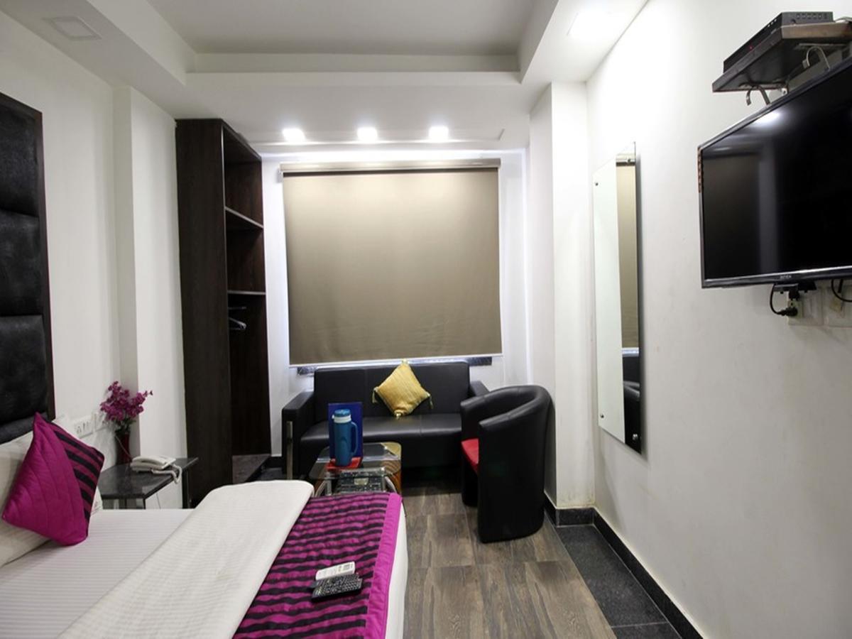 Hotel Saya Deluxe Near New Delhi Railway Station ' Bagian luar foto